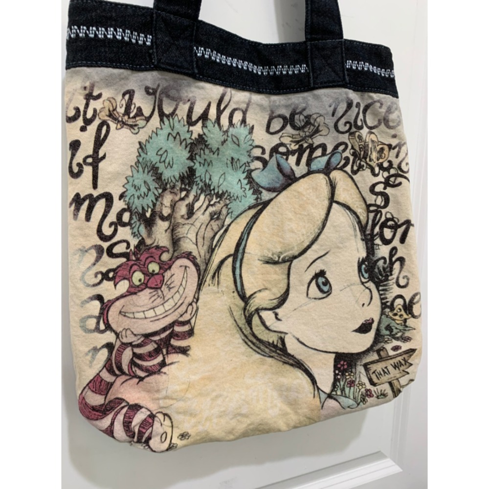Disney Loungefly Alice in Wonderland Denim Canvas Tote Bag Cheshire Cat - Picture 3 of 7